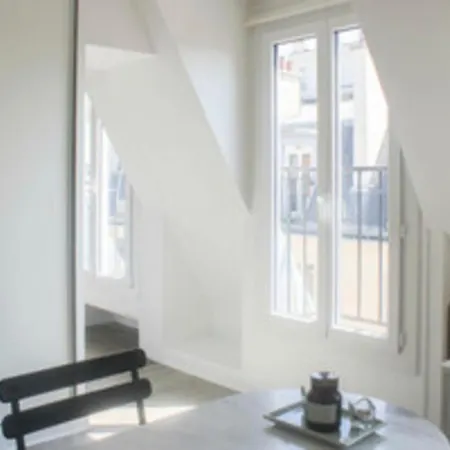 Apartment Coquettish In Passy Near Eiffel Tower Paris